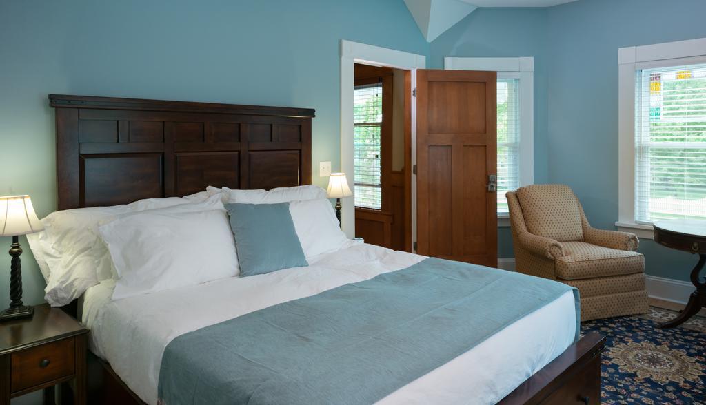 Greenway House Bed And Breakfast Green Lake Exterior photo